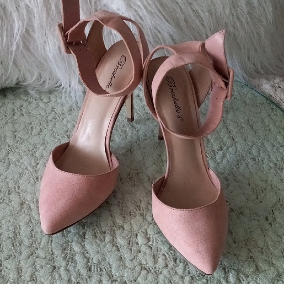 Breckelles Pink Heels Size 9 - Picture 8 of 8